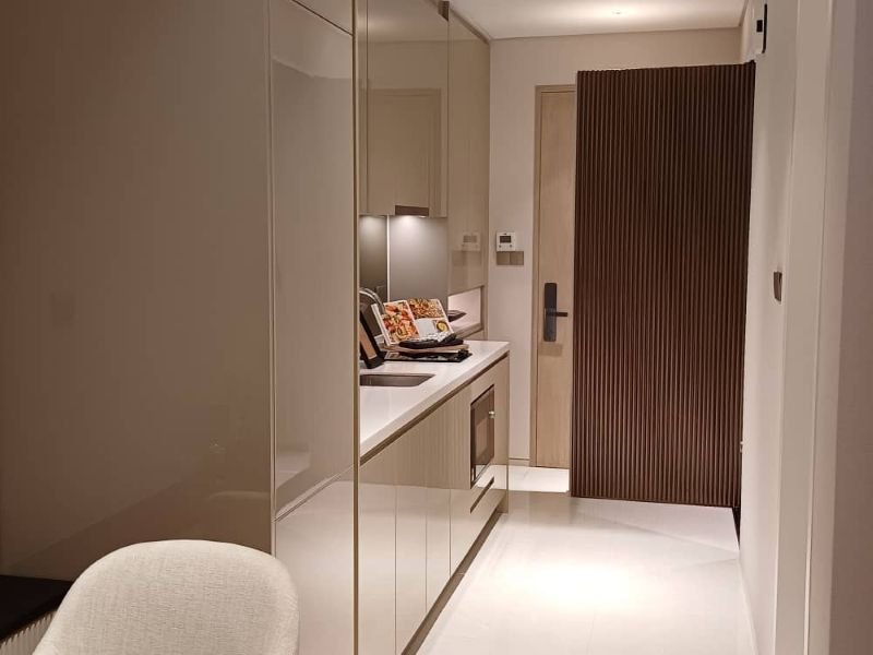 Pavilion Square KL, Direct Mall access and KLCC view