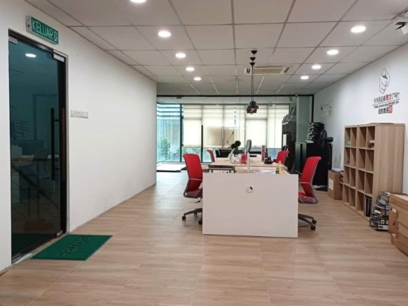 Sierra10 Bandar 16 Sierra Fully Furnished Office for rent