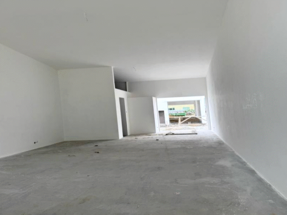 Villa Kesuma Single Story Shop for rent with High Ceiling.