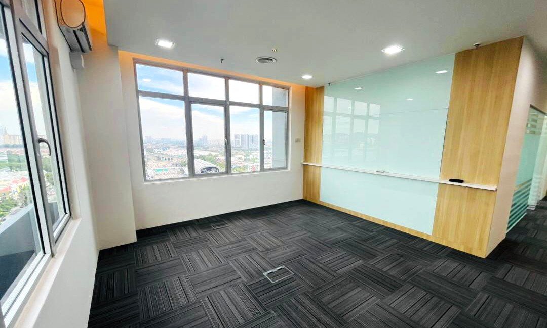 Puchong Financial Corporate Centre - Fully furnished offices