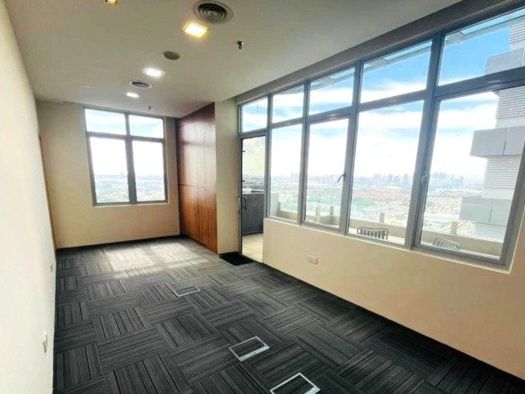 Puchong Financial Corporate Centre - Fully furnished offices