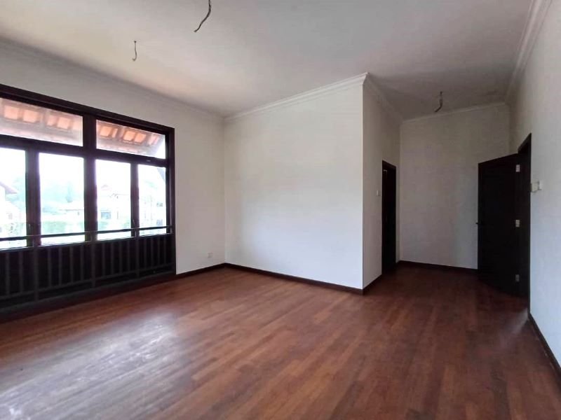 Bungalow for Sale in Bandar Kinrara - Gated, Freehold, Prime Area