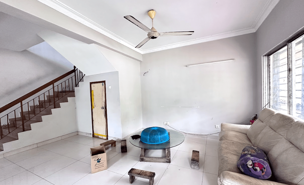 Puchong Corner Terrace House for Sale - Extra Land and Value