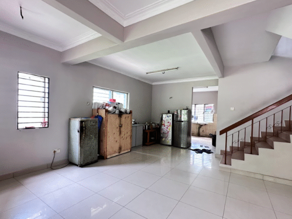 Puchong Corner Terrace House for Sale - Extra Land and Value