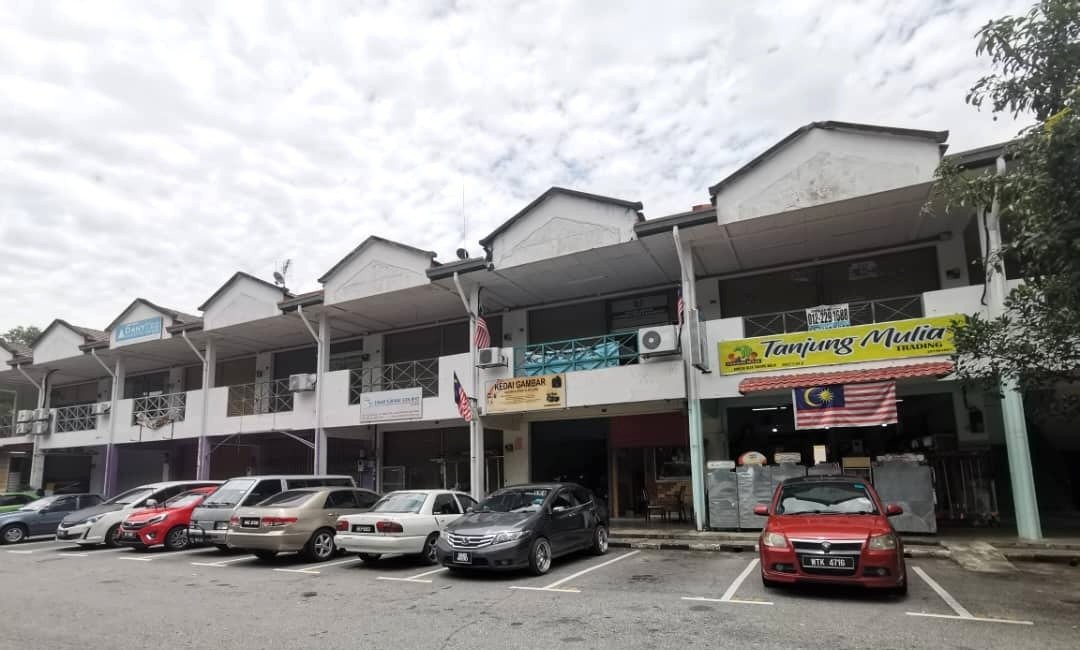 USJ 16 Strata Shop for Sale - Ground Floor, High Visibility