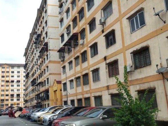 USJ 16 Strata Shop for Sale - Ground Floor, High Visibility