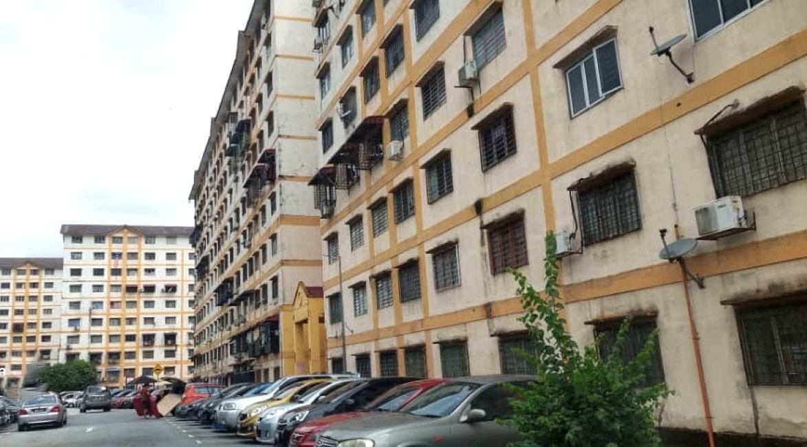 USJ 16 Strata Shop for Sale - Ground Floor, High Visibility