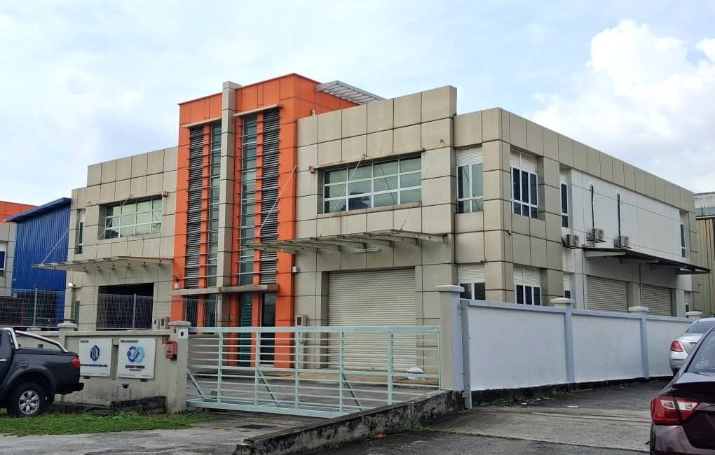 Puchong Semi-d Factory Industrial Property for Sale or Rent