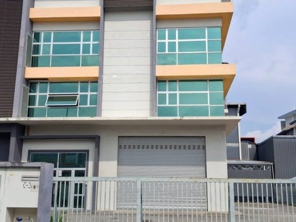 Puchong Semi-d Factory Industrial Property for Sale or Rent